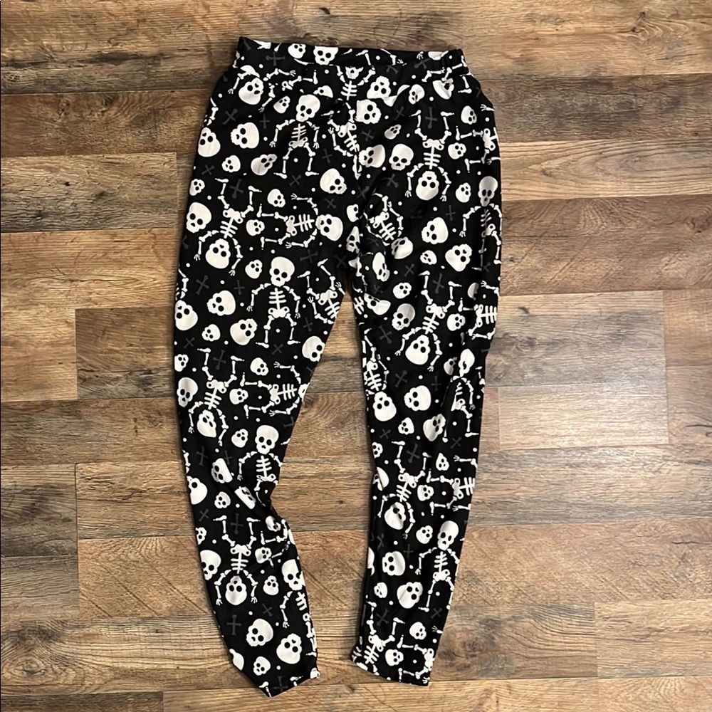 Shosho Black and White Skull Leggings